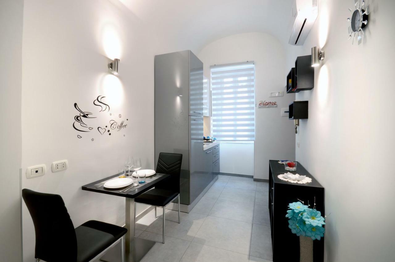 Alexandra Exclusive Apartment Наполи Екстериор снимка