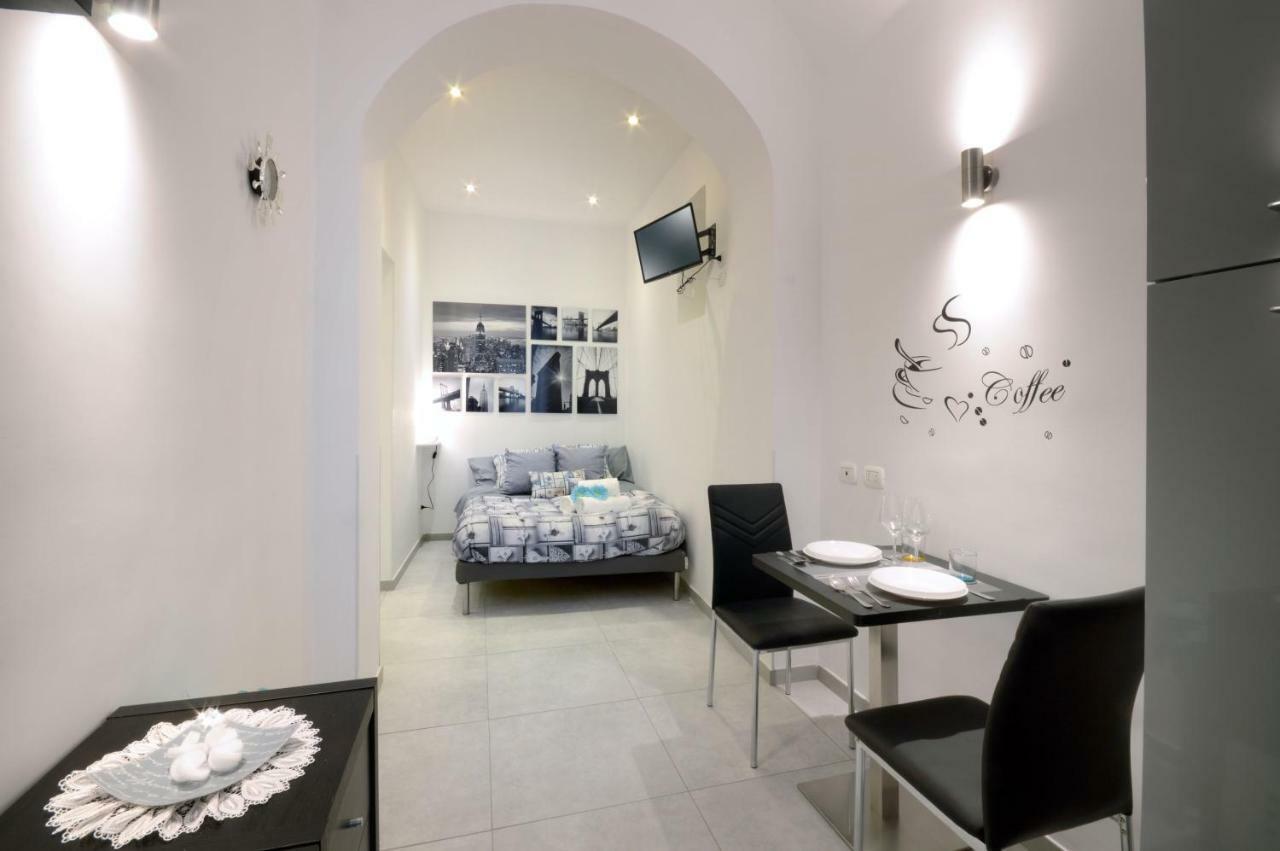 Alexandra Exclusive Apartment Наполи Екстериор снимка
