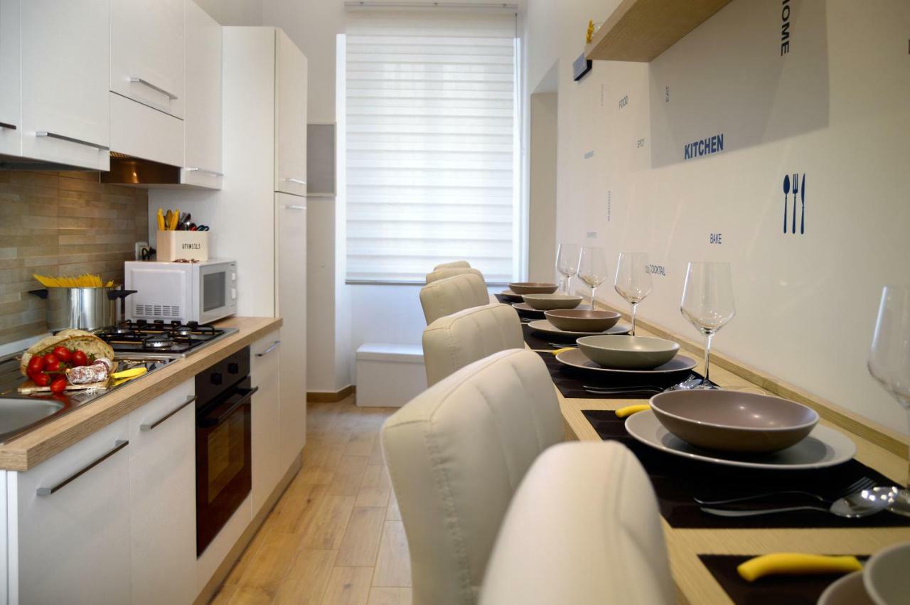 Alexandra Exclusive Apartment Наполи Екстериор снимка